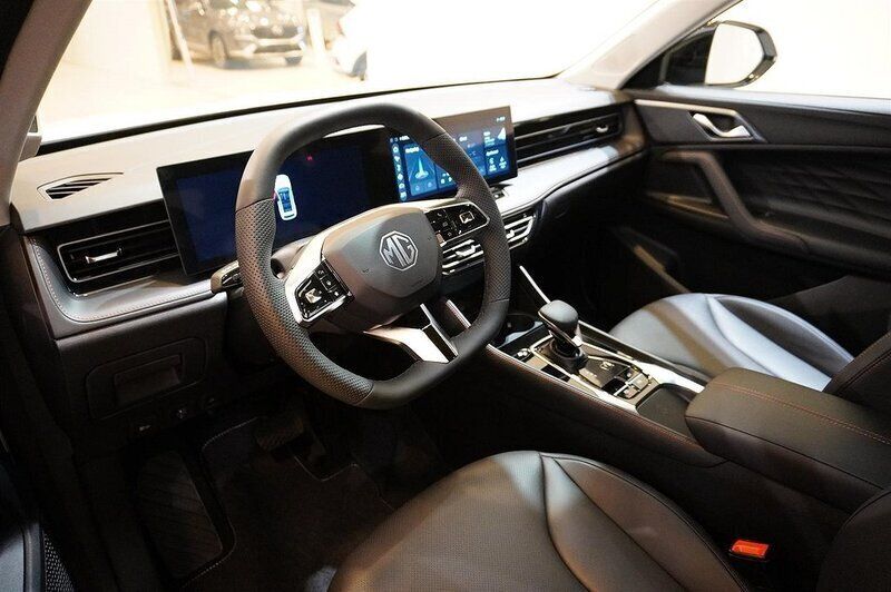 Begagnad MG HS Luxury 339 HK (249 kW) 2024 Vit SUV