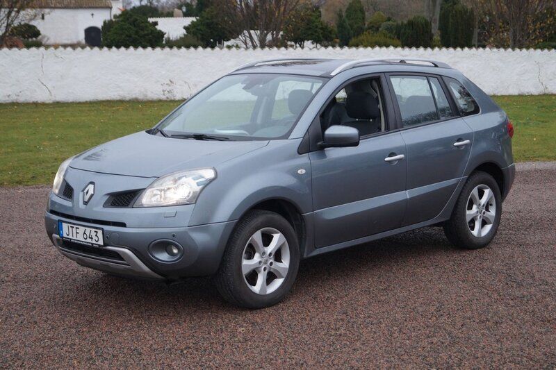 Grå Begagnad 2008 Renault Koleos SUV | 49 900 kr - Bild 1/4
