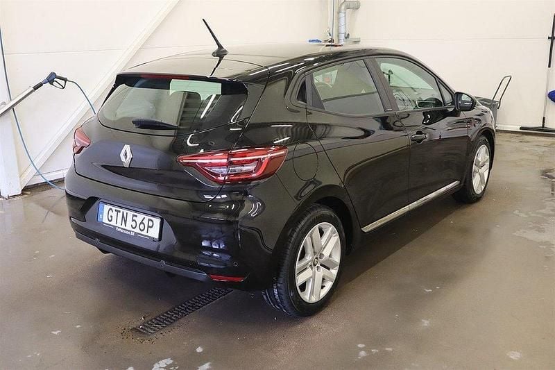 Begagnad Renault Clio V Zen 141 HK (103 kW) 2020 Svart Halvkombi