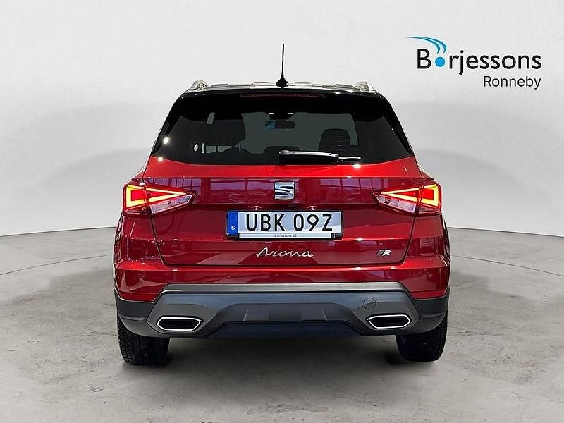 Begagnad Seat Arona FR 116 HK (85 kW) 2024 Röd SUV