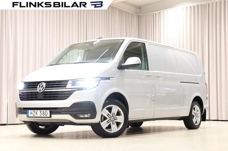 Silver (reflexsilver metallic) Begagnad 2021 VW T6.1 Van | 299 900 kr (Superpris) - Bild 1/4