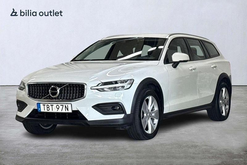 Vit Begagnad 2021 Volvo V60 CC Kombi | 324 900 kr (Lite dyr) - Bild 1/3