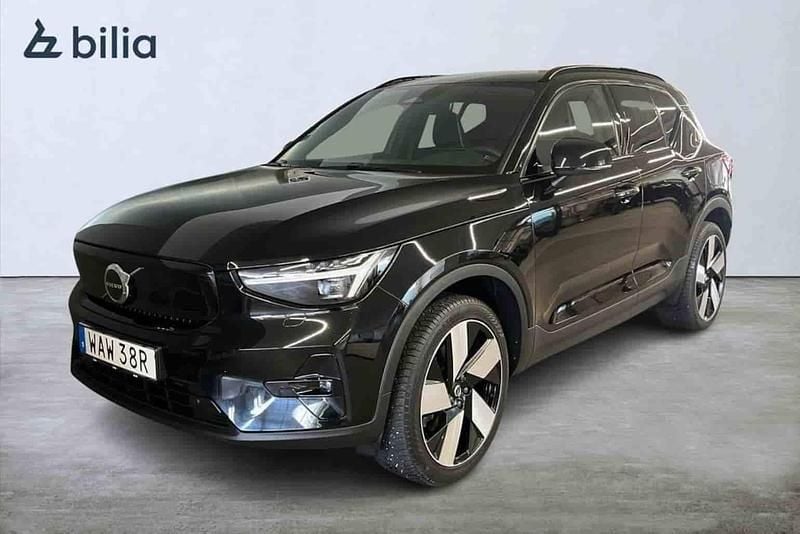 Svart Begagnad 2024 Volvo XC40 Single Motor Extended Range SUV | 439 000 kr - Bild 1/1