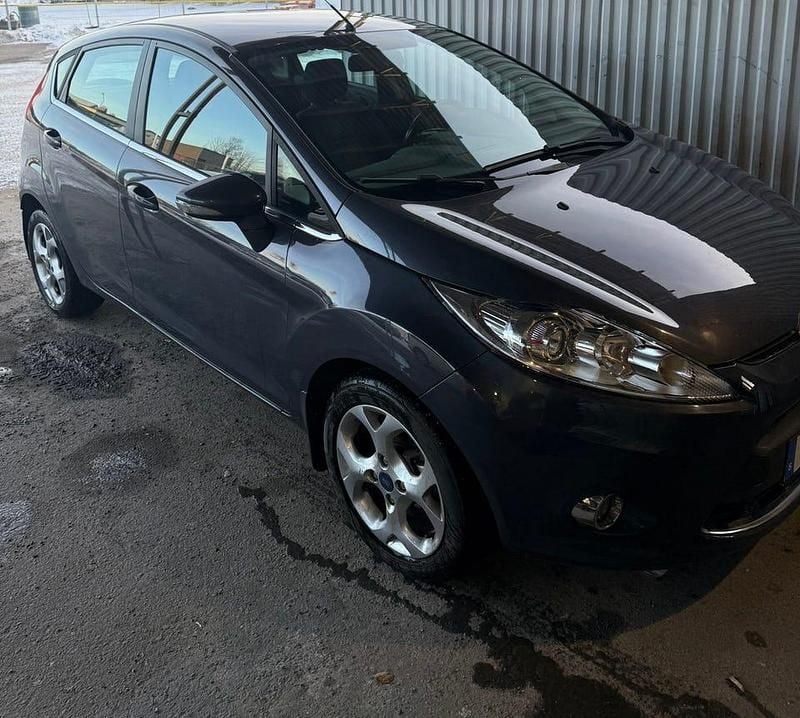 Begagnad Ford Fiesta 70 HK (51 kW) 2011 Halvkombi