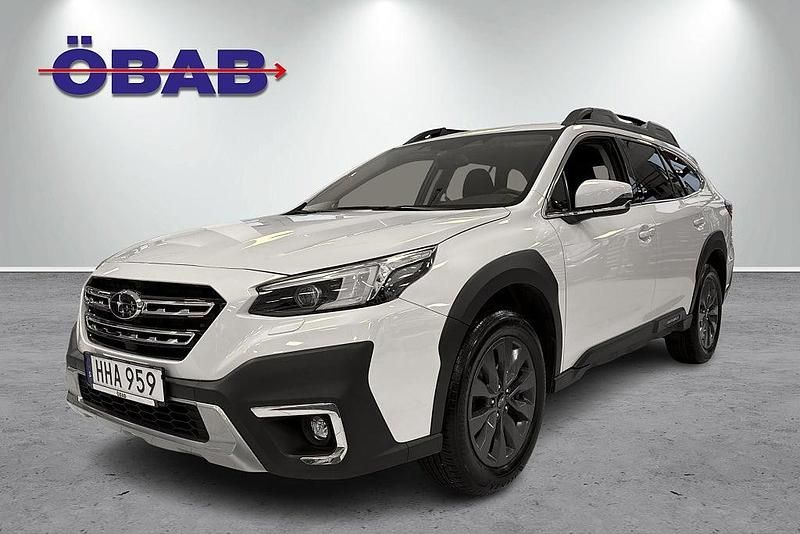 Vit Begagnad 2023 Subaru Outback Kombi | 398 900 kr (Bra pris) - Bild 1/4
