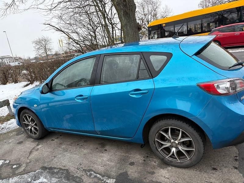 Begagnad Mazda 3 Inclusive 105 HK (77 kW) 2009