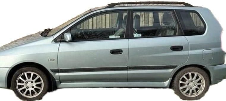 Begagnad Mitsubishi Space Star 98 HK (72 kW) 2003 Minibuss