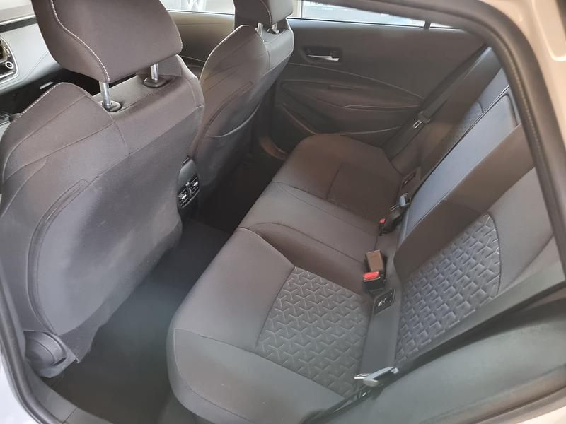 Begagnad Suzuki Swace 124 HK (91 kW) 2021 Vit Kombi