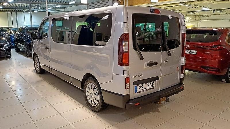 Begagnad Nissan NV300 170 HK (125 kW) 2020 Silver Van