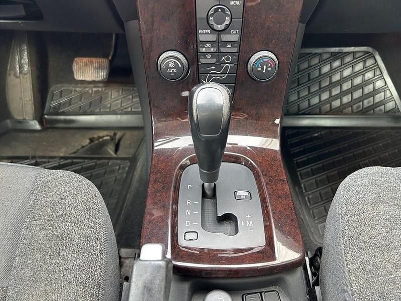 Begagnad Volvo S40 170 HK (125 kW) 2003 Svart Sedan