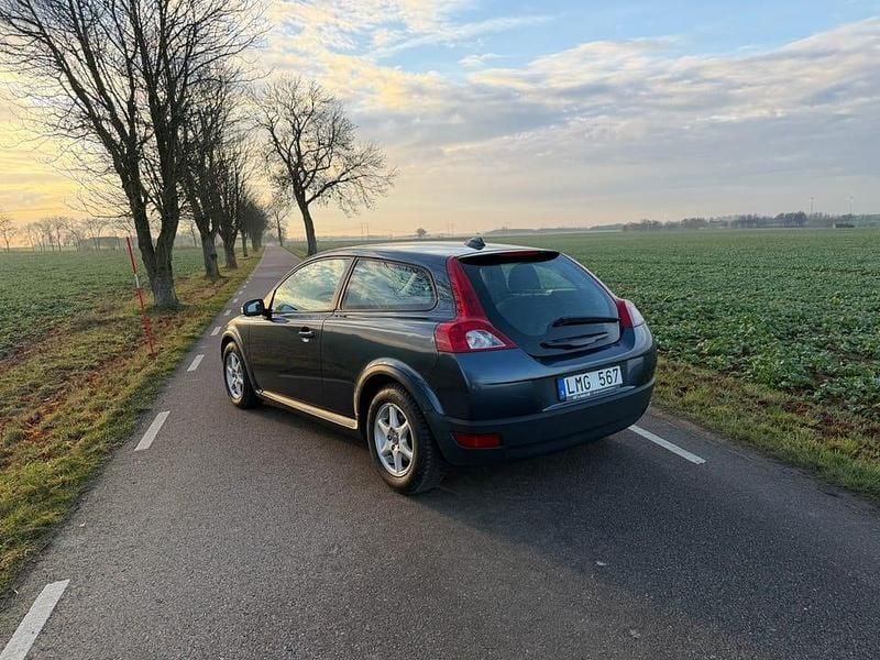 Begagnad 2009 Volvo C30 Halvkombi | 34 900 kr (Bra pris) - Bild 1/4