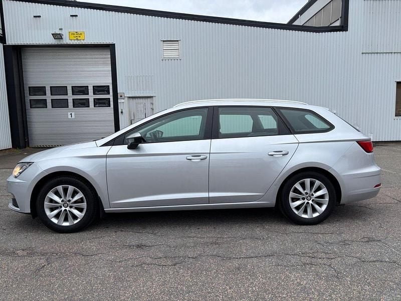 Silver Begagnad 2017 Seat Leon ST Kombi | 81 000 kr (Superpris) - Bild 1/4
