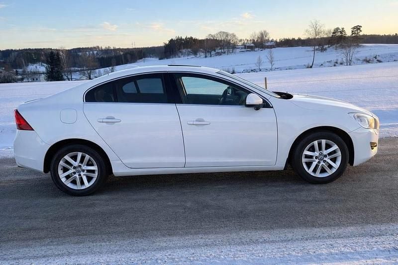 Begagnad Volvo S60 205 HK (150 kW) 2011 Sedan