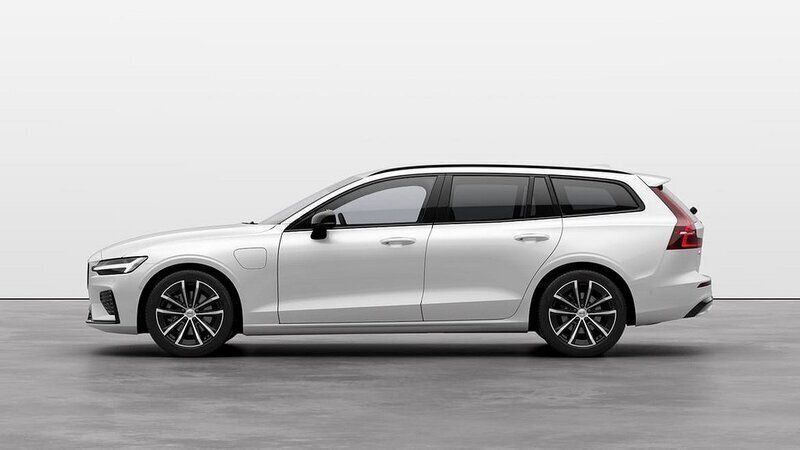 Vit Ny 2024 Volvo V60 Plus Kombi | 563 500 kr (Dyr) - Bild 1/4