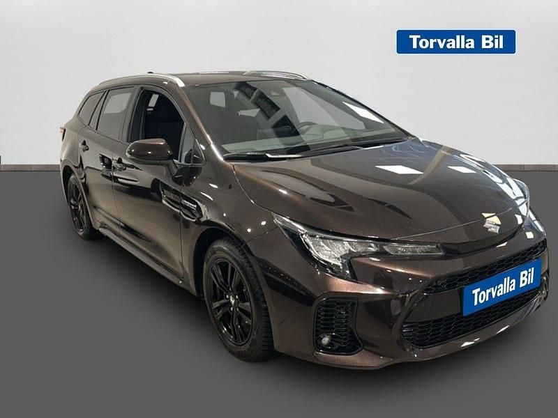 Begagnad Suzuki Swace 122 HK (89 kW) 2022 Brun Kombi