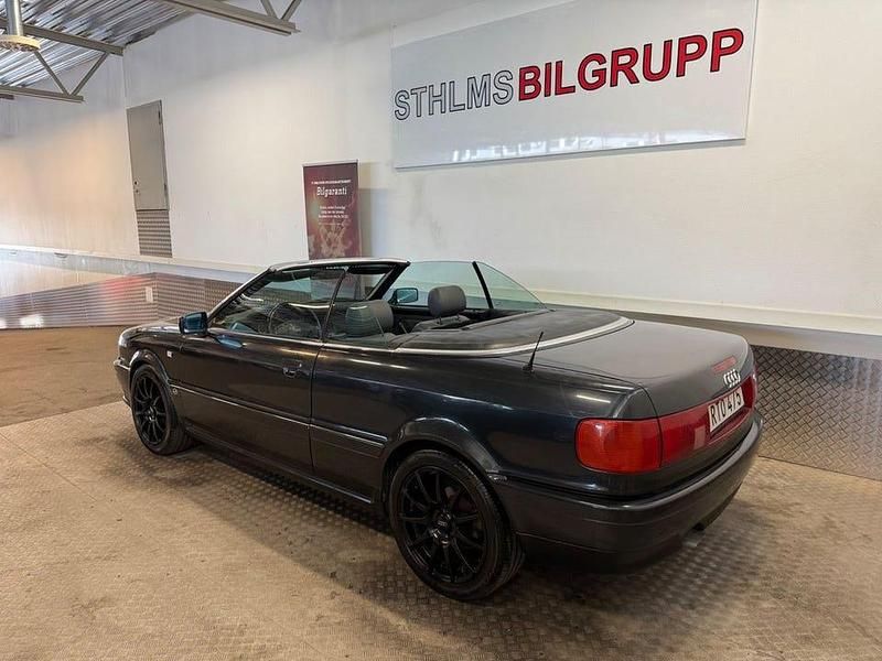 Begagnad Audi Cabriolet 116 HK (85 kW) 1997 Svart Cab