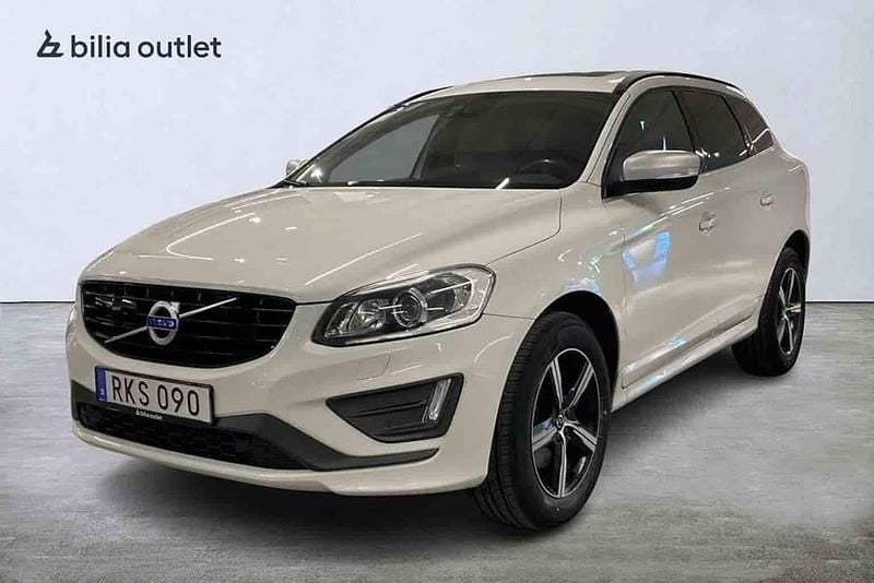 Vit Begagnad 2017 Volvo XC60 SUV | 274 900 kr - Bild 1/1