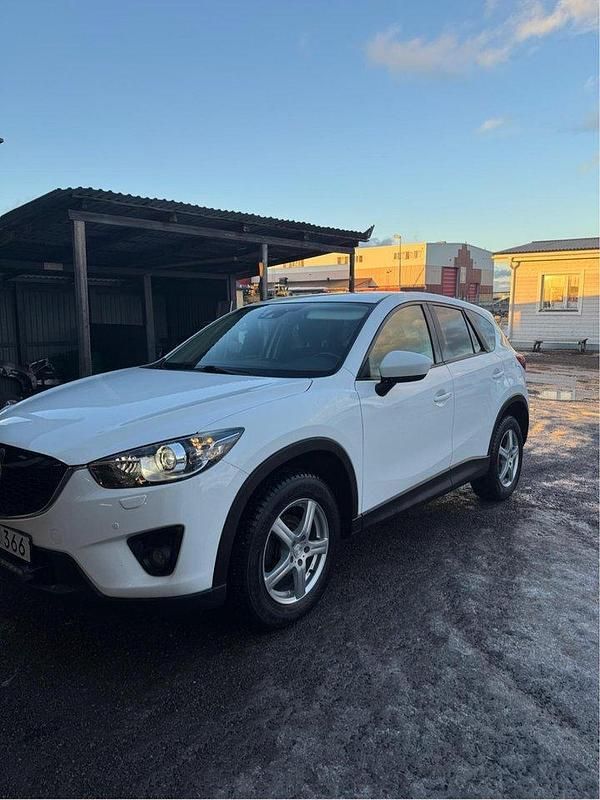 Vit Begagnad 2014 Mazda CX-5 SUV | 102 000 kr (Marknadspris) - Bild 1/2