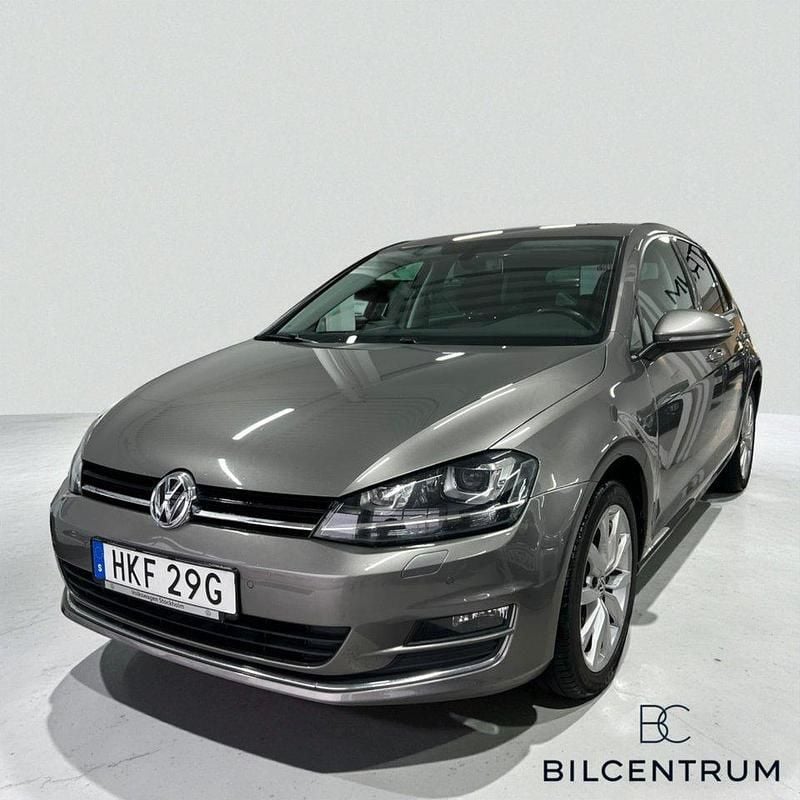 Grå Begagnad 2016 VW Golf VII GT Halvkombi | 109 900 kr (Superpris) - Bild 1/4