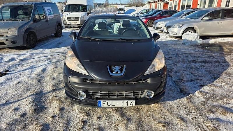 Begagnad Peugeot 207 CC 120 HK (88 kW) 2007 Svart Cab