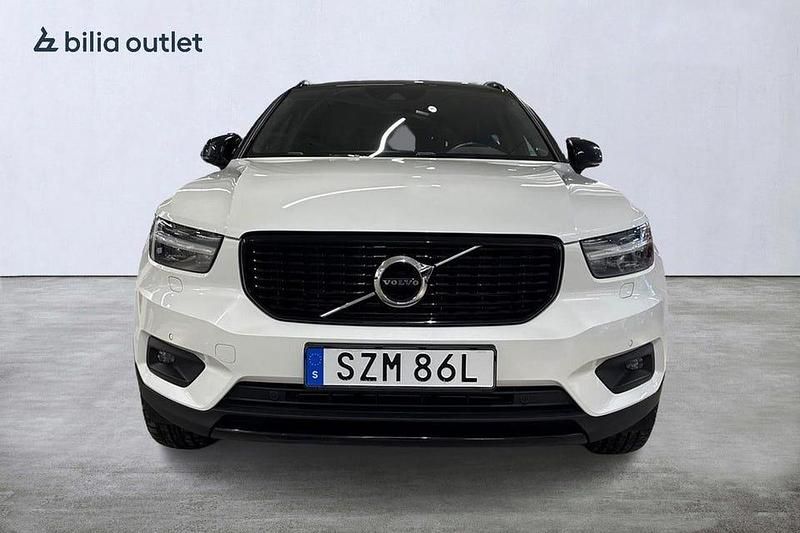 Begagnad Volvo XC40 R-Design 262 HK (192 kW) 2020 Vit SUV