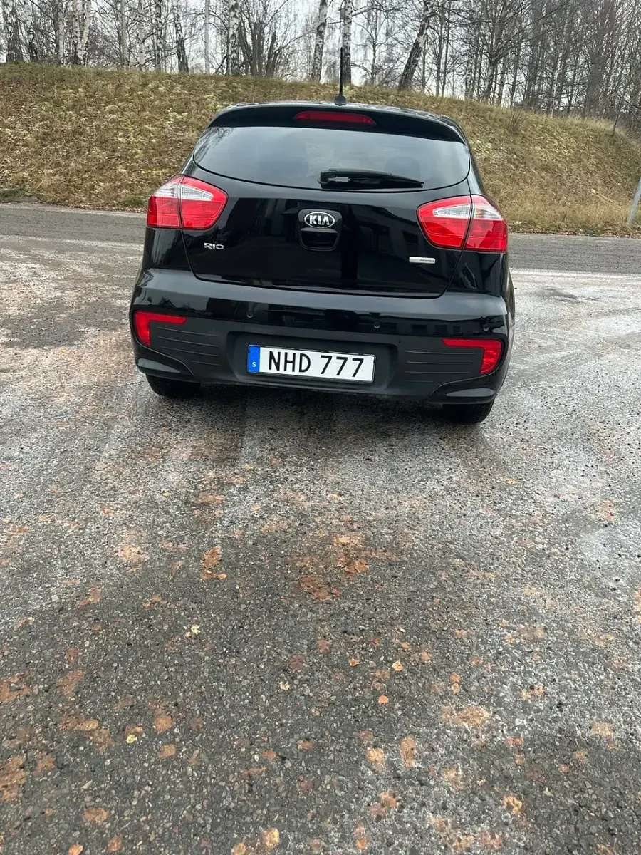 Begagnad Kia Rio 84 HK (2016) i Huskvarna - 79 900 kr | AutoUncle