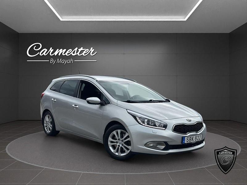 Grå Begagnad 2015 Kia Ceed Comfort Kombi | 79 990 kr (Marknadspris) - Bild 1/4