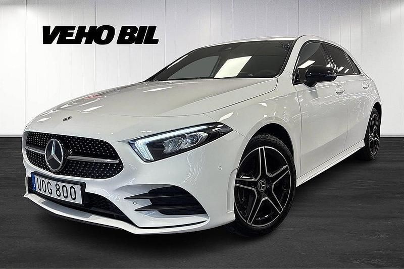 Begagnad Mercedes A250 AMG 160 HK (117 kW) 2022 Vit Halvkombi