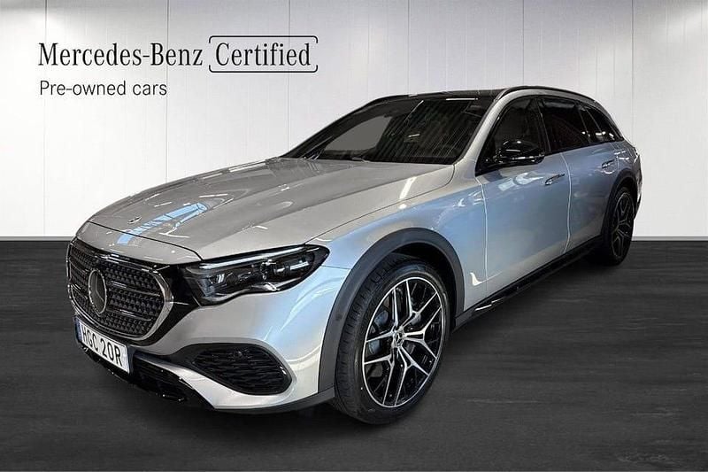 Silver Begagnad 2025 Mercedes E300 Kombi | 829 900 kr - Bild 1/4