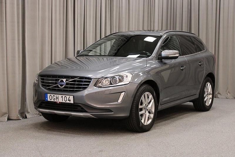 Grå (osmium grey metallic) Begagnad 2016 Volvo XC60 Momentum SUV | 189 900 kr (Marknadspris) - Bild 1/4