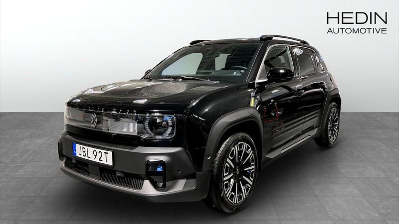 Svart (black) Ny 2025 Renault 4 E-Tech Iconic SUV | 476 800 kr (Marknadspris) - Bild 1/4