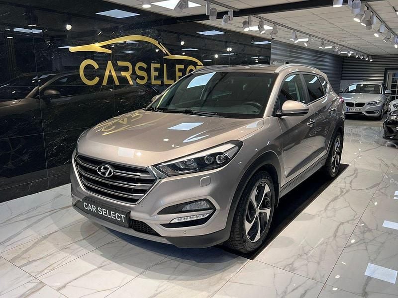 Ljusbrun (brun) Begagnad 2018 Hyundai Tucson SUV | 189 800 kr (Marknadspris) - Bild 1/4