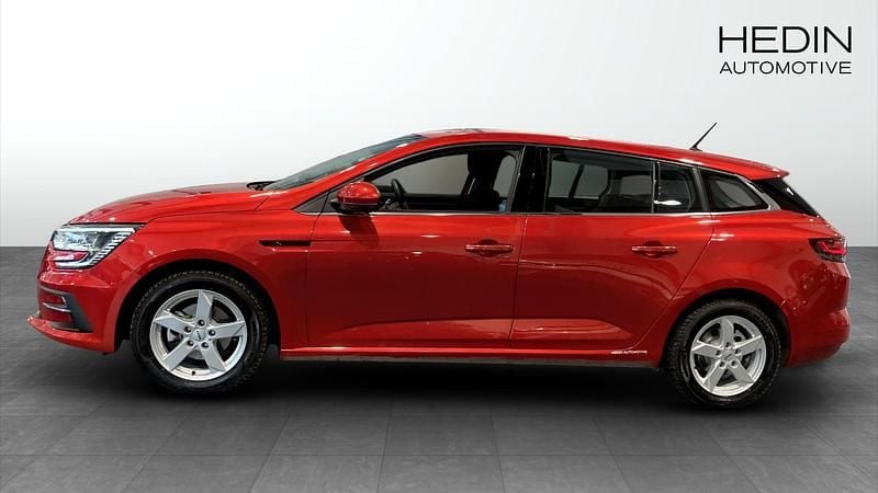 Begagnad Renault Mégane IV 140 HK (102 kW) 2023 Röd Kombi