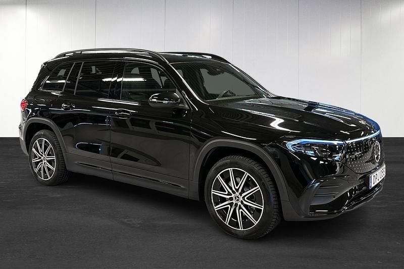 Begagnad Mercedes EQB250+ Edition 139 kW (190 HK) 2025 Svart SUV