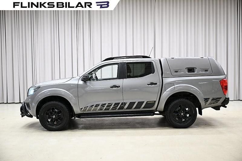Grå metallic Begagnad 2019 Nissan Navara N-Guard Pickup | 278 750 kr (Marknadspris) - Bild 1/4