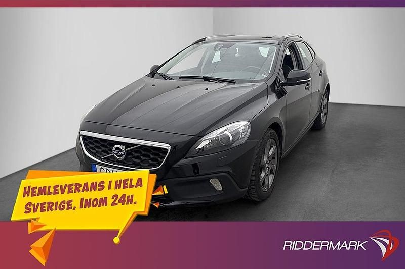 Svart Begagnad 2014 Volvo V40 Momentum Halvkombi | 144 900 kr (Marknadspris) - Bild 1/3