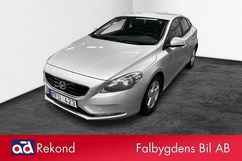 Begagnad Volvo V40 Kinetic 116 HK (85 kW) 2013 Grå Halvkombi