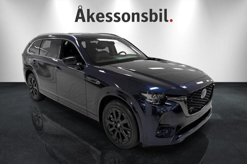 Deep crystal blue Ny 2025 Mazda CX-80 Homura-Line SUV | 674 900 kr (Marknadspris) - Bild 1/4