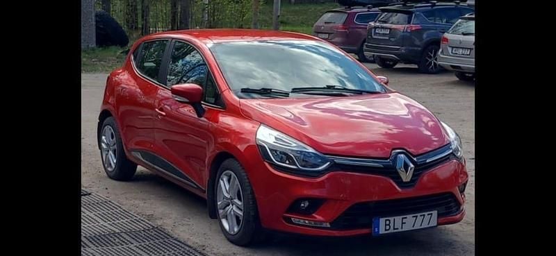 Begagnad 2018 Renault Clio IV Halvkombi | 79 000 kr (Marknadspris) - Bild 1/2