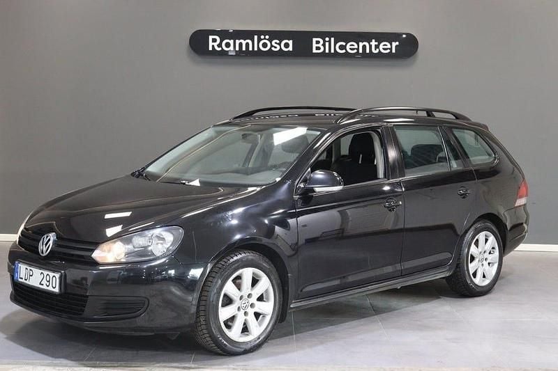 Begagnad VW Golf VI 122 HK (89 kW) 2010 Svart Halvkombi