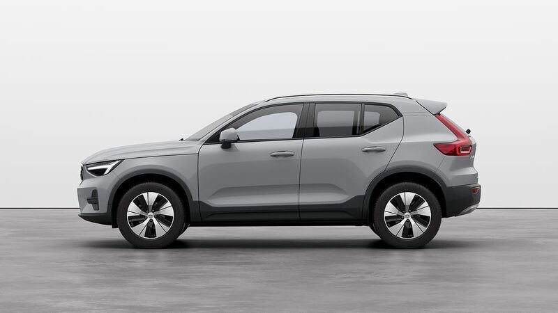 Begagnad 2025 Volvo XC40 SUV | 399 800 kr (Marknadspris) - Bild 1/4