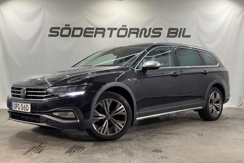 Svart Begagnad 2023 VW Passat Alltrack Kombi | 259 900 kr (Marknadspris) - Bild 1/1