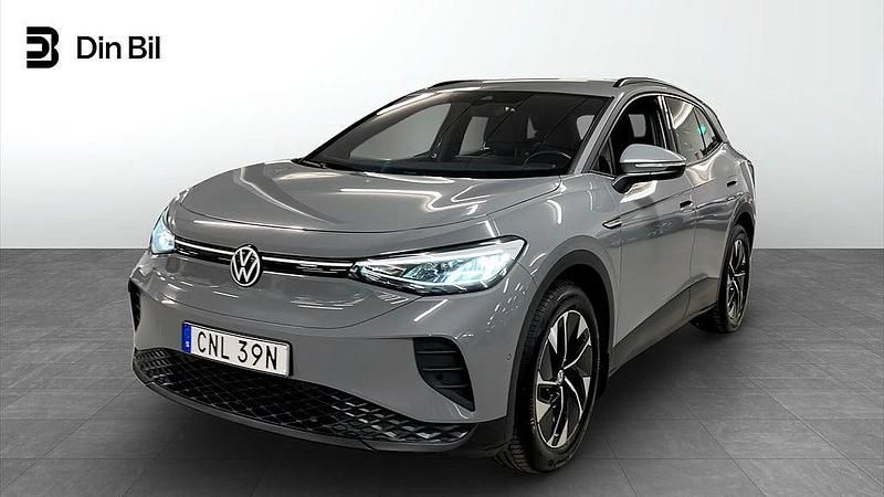 Grå Begagnad 2022 VW ID.4 Pro Performance SUV | 349 900 kr (Marknadspris) - Bild 1/4