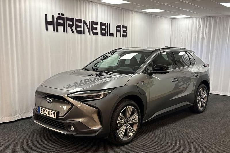 Precious metal Begagnad 2025 Subaru Solterra SUV | 499 900 kr (Marknadspris) - Bild 1/4