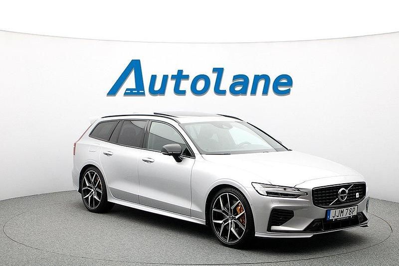 Silver Begagnad 2019 Volvo V60 Kombi | 439 900 kr - Bild 1/3
