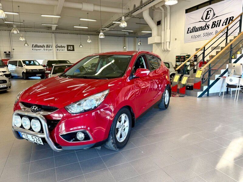 Röd Begagnad 2012 Hyundai ix35 SUV | 89 900 kr (Lite dyr) - Bild 1/4