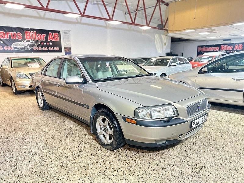 Ljusbrun Begagnad 2000 Volvo S80 Sedan | 29 900 kr (Marknadspris) - Bild 1/4