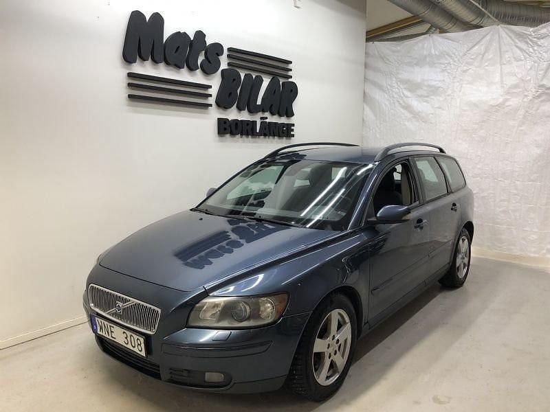 Blå Begagnad 2005 Volvo V50 Kombi | 39 900 kr (Dyr) - Bild 1/4