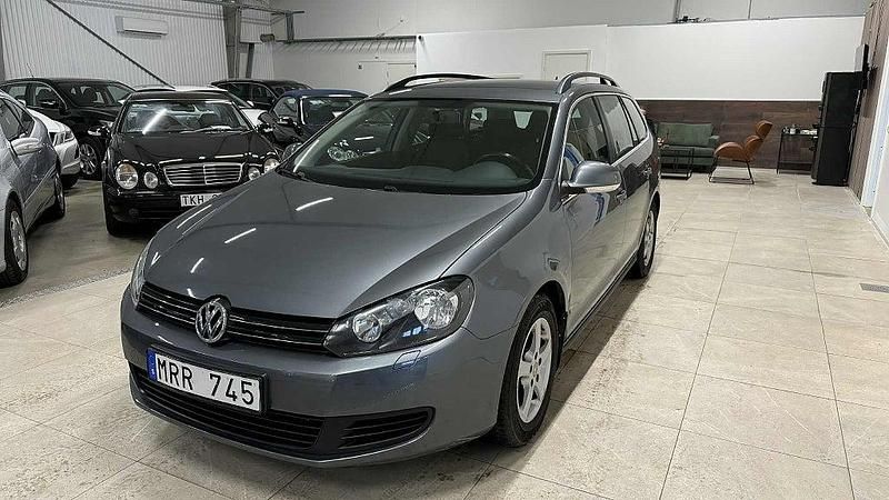 Begagnad VW Golf VII 105 HK (77 kW) 2011 Grå Kombi