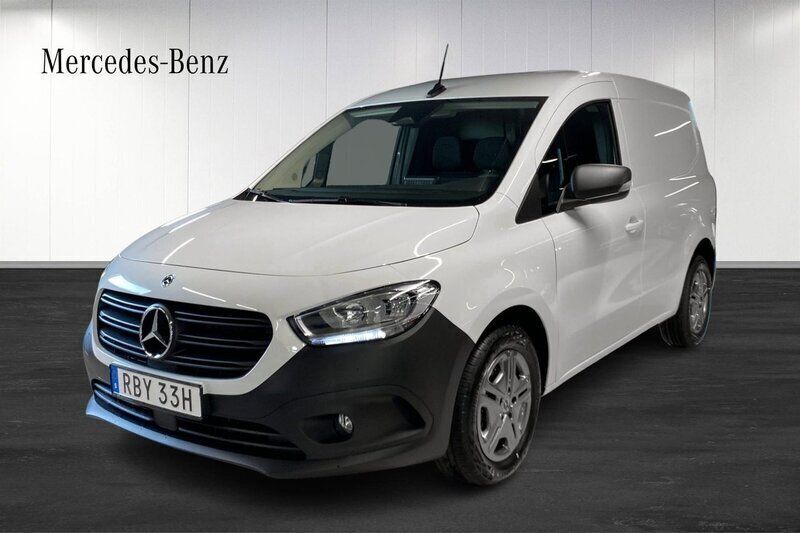 Vit Ny 2025 Mercedes Citan 110 Van | 318 750 kr (Bra pris) - Bild 1/4